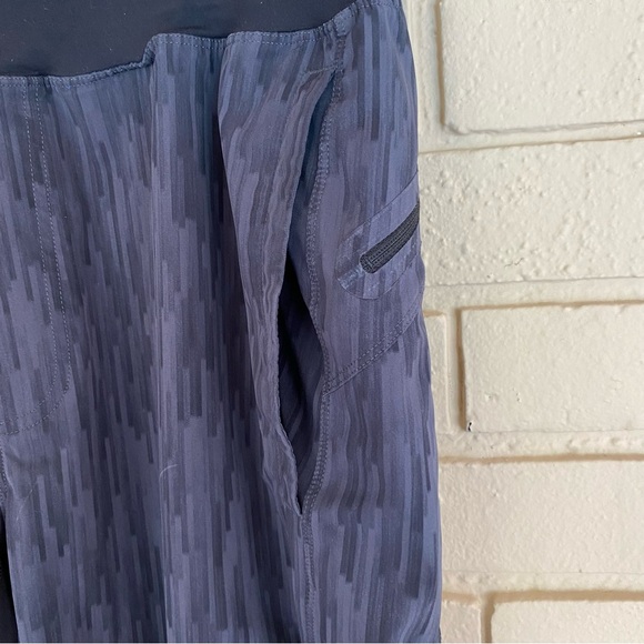 Lululemon THE Shorts Mens Large Lined 9" Inseam Running Gym Athletic Gray - Picture 3 of 9